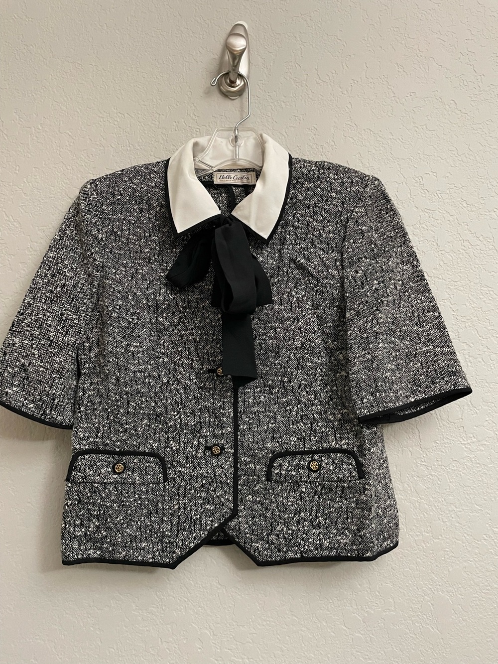 Belle Cecilia Tokyo Belle Mode Tweed look S/S Button Down Shirt Collar Tie